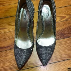 Michael Kors Claire Pumps, 6 sizes